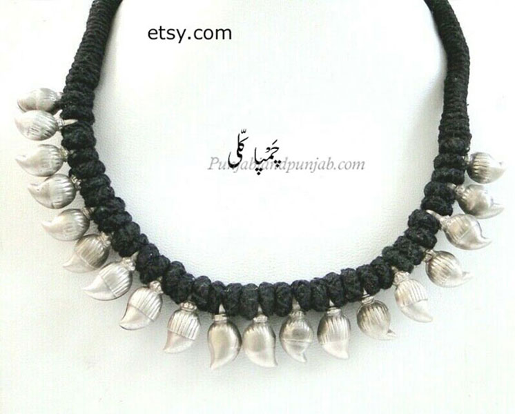 Traditional Ornaments of Punjab,Jewellery,jewelry,zaiwar,زیور, ,گہنا,بُھوکھن,النکار,ٹُوم,ٹومب,ٹونب چھلا 
,chamba - chaNba - champa, champa kali,ਚੰਬਾ,ਚੰਪਾ,ਚਮਬਾ , ਚਨਬਾ, 